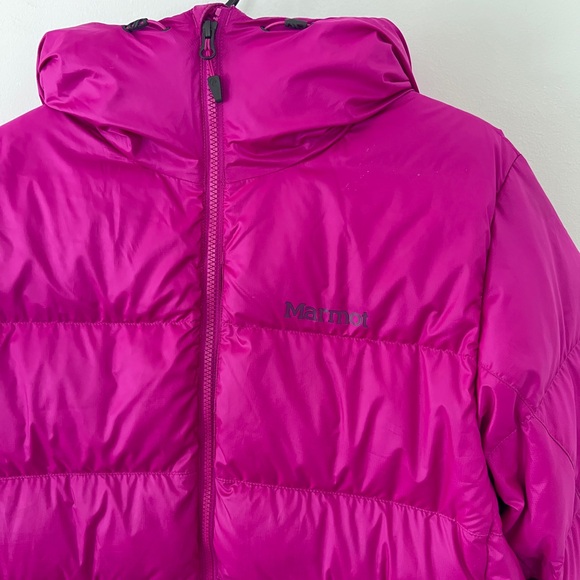 Marmot Women’s Guides Down Puffer / Size medium / Fuchsia Pink - Picture 2 of 6